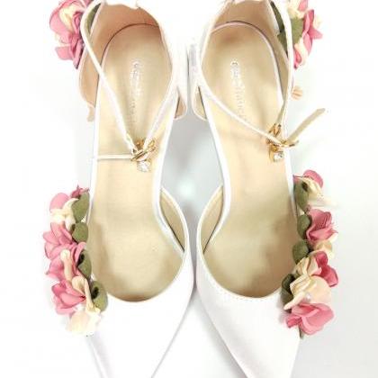 Beautiful Flowers And Pearls Ankle Strap Pointed..
