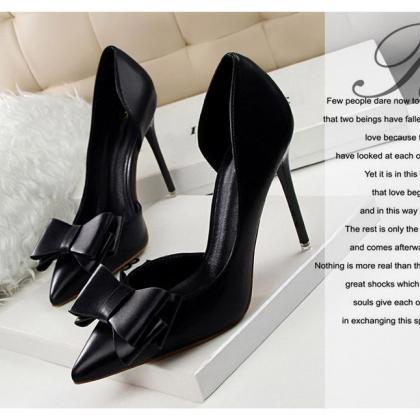 Faux Leather Bow Accent Pointed-toe High Heel..