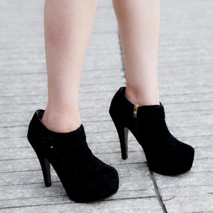 Ladies Buckle Design High Heels Ankle Boots