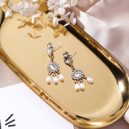 Beautiful Pearls And Crystals Drop Earrings
