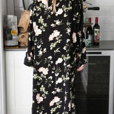 Full Sleeve Black Floral Printed Kimono Cardigan