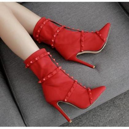 Rivet Pointed Toe Side Zip Ankle Boots