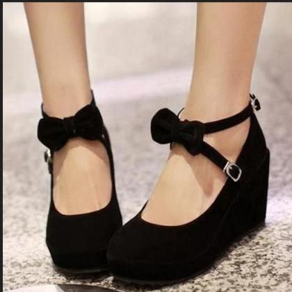 Cross Strap Wedge Shoes with Bow