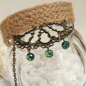 Elegant Victorian Design Bracelet