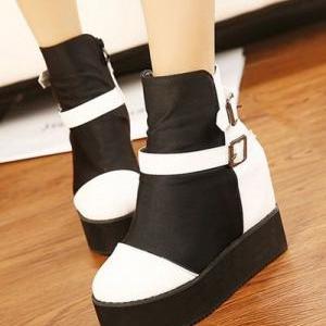 Punk Rock Design Black And White Short Boots
