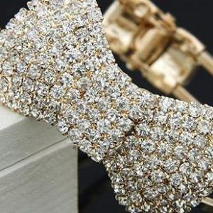 Cute Bow Knot Crystal Fashion Bracelet