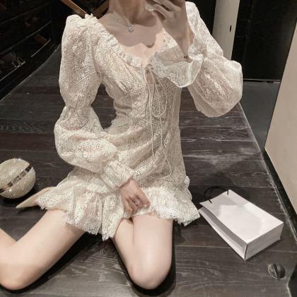 Beautiful V Neck Lace Backless Long Sleeve Party..