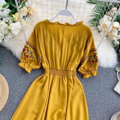 Vintage Boho Embroidery Tassel Summer Dress