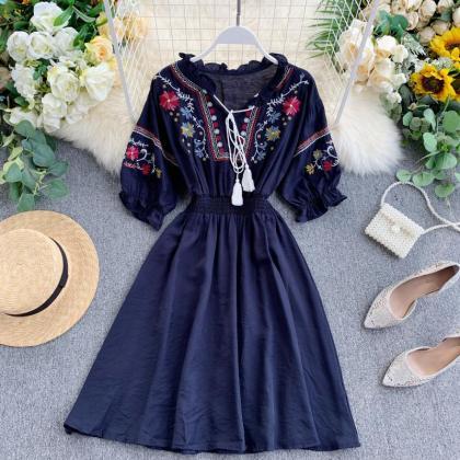Vintage Boho Embroidery Tassel Summer Dress