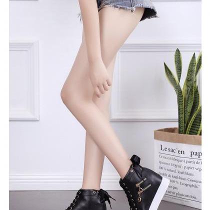 Chic High Top Casual Shoes in Black..