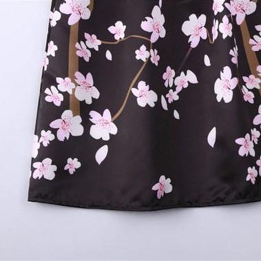 Vintage Sakura Flower Print Black Skirt