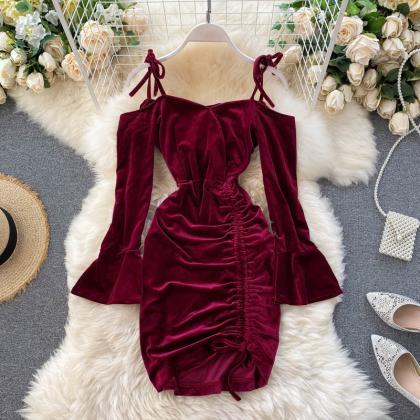 Sexy Off Shoulder Vintage Flare Sleeve Party Dress