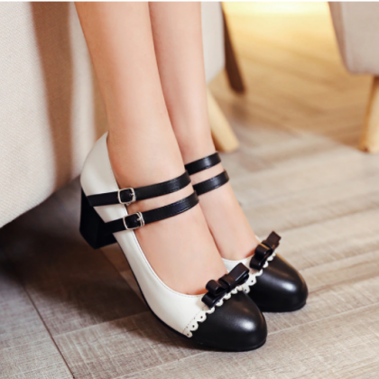Beautiful Low Heel Fashion Shoes With Bow