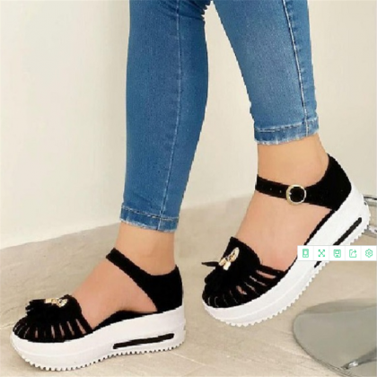 Hollow Out Round Toe Beach Flat