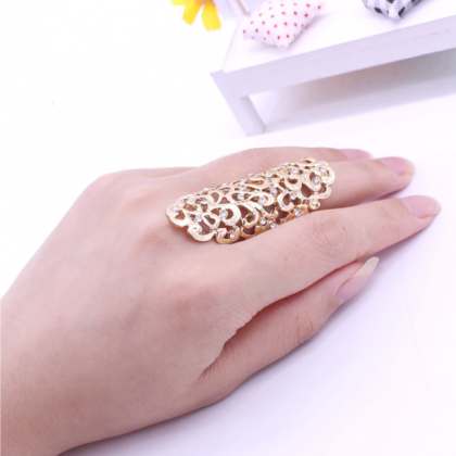 Beautiful Retro Vintage Hollow Out Ring