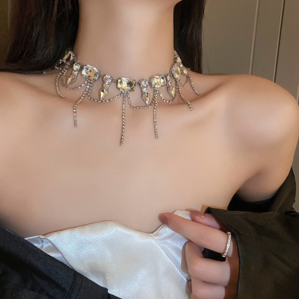Glass Crystal Choker Necklace