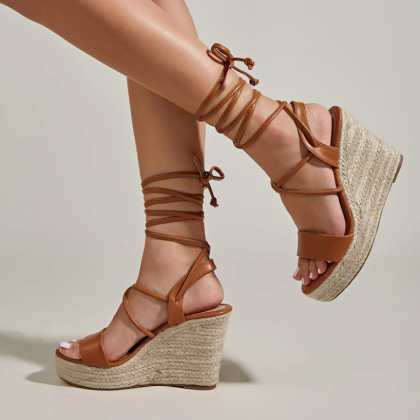 Roman Gladiator Platform Women Wedge Sandals..