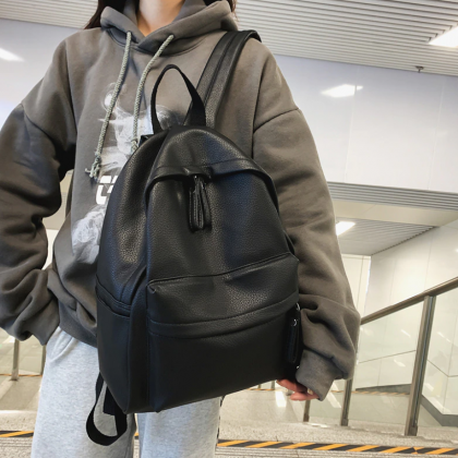 Fashion Backpack High Quality Pu Leather..