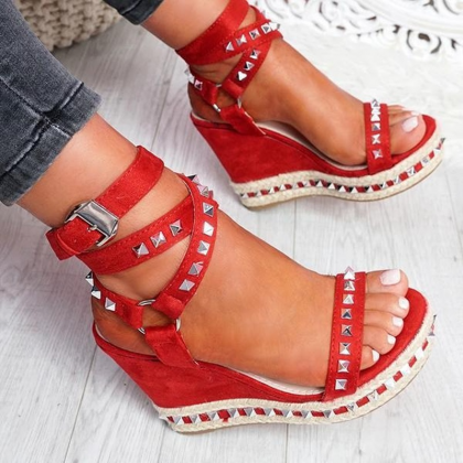 Sandals Summer Pumps With Ankle Strap Sandals..