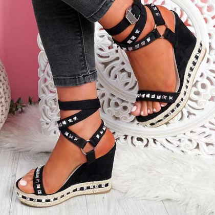 Sandals Summer Pumps With Ankle Strap Sandals..
