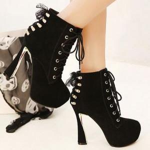 Cute Black High Heels Boots With Lace Detail