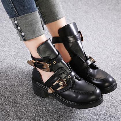 Punk Style Black Buckle Design Chunky Heel Boots