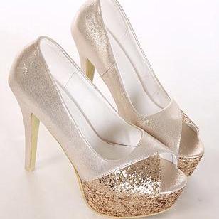 Fabulous Metallic Gold Peep Toe High Heel Fashion..
