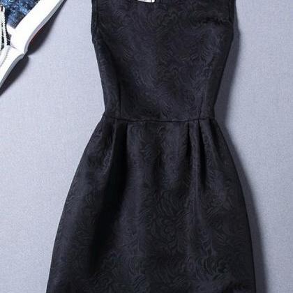 Sleeveless Black A Line Fashion Dress on Luulla