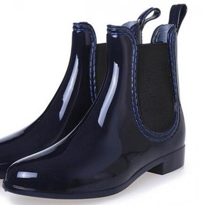 Patent Leather Rounded-toe Flat Ankle Boots In..