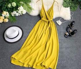 Summer backless V-neck dress main image 0