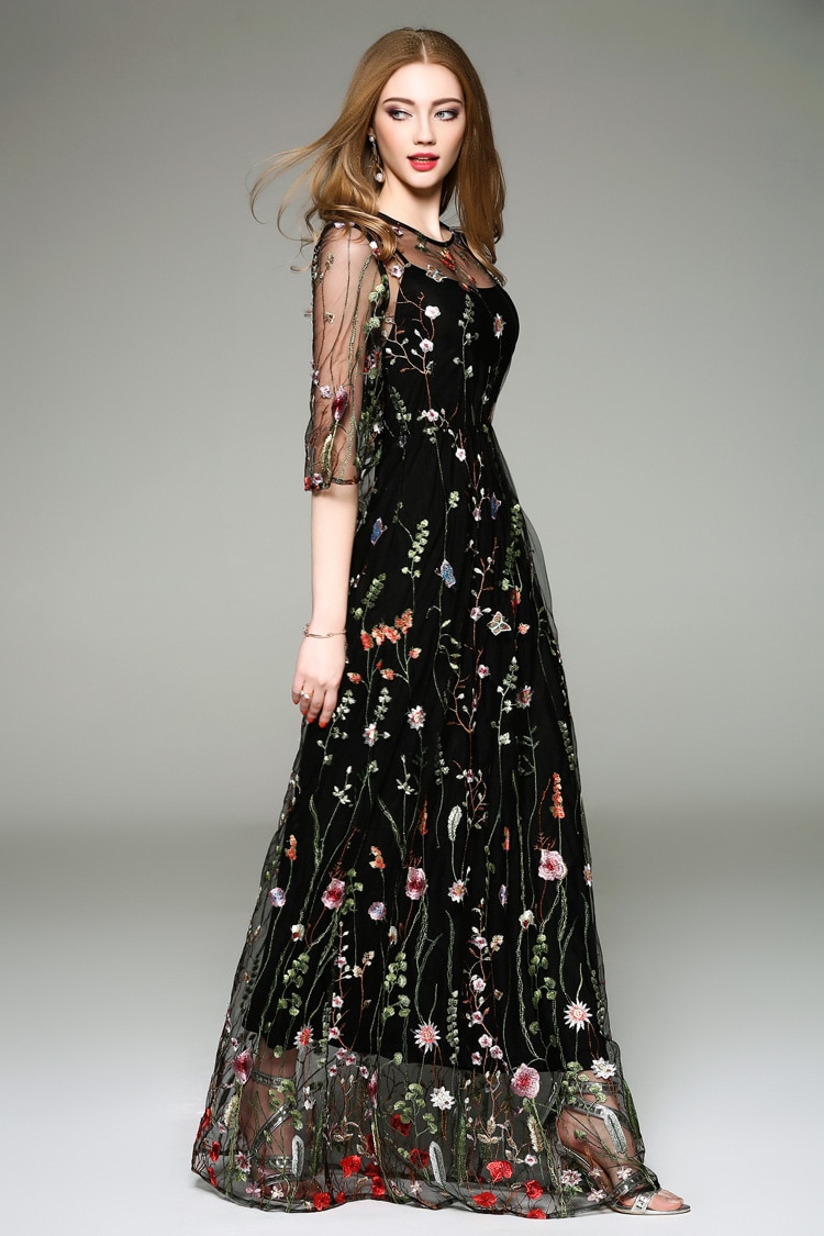 Elegant Black Flower Embroidered Dress 