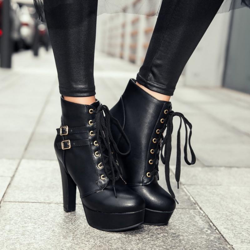 Lace up High Heels Ankle Boots in Black and White