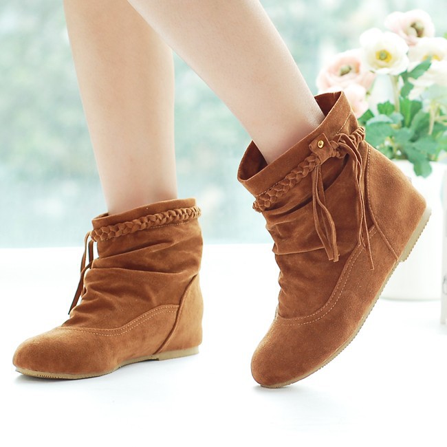 Comfy Leather Flat Heels Ankle Boots on 
