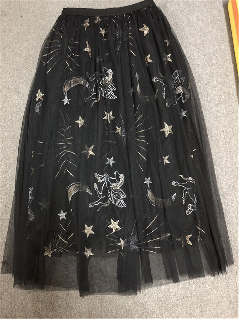 Gorgeous Black Stars And Moon Embroidery Vintage Style Maxi Skirt on Luulla