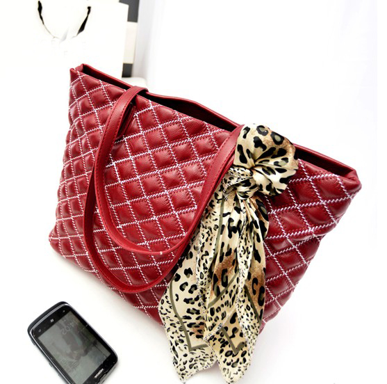 Chic Red Fashion Hand Bag With Scarf