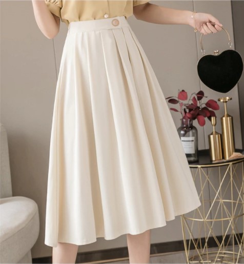Elegant Pleated Midi Skirt