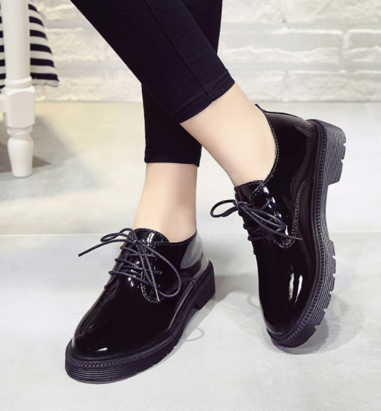Leather Slip-on Pointed Creeper