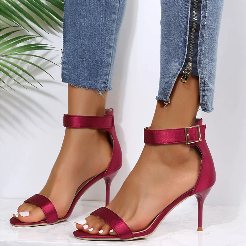 Autumn Hollow Coarse Sandals High-heeled Shallow Mouth