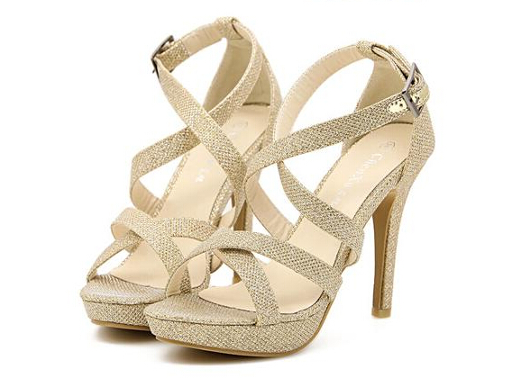 Charming Strappy Golden Fashion Sandals