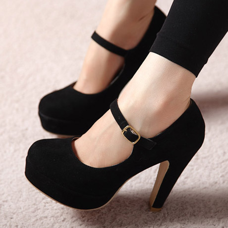 black chunky heels
