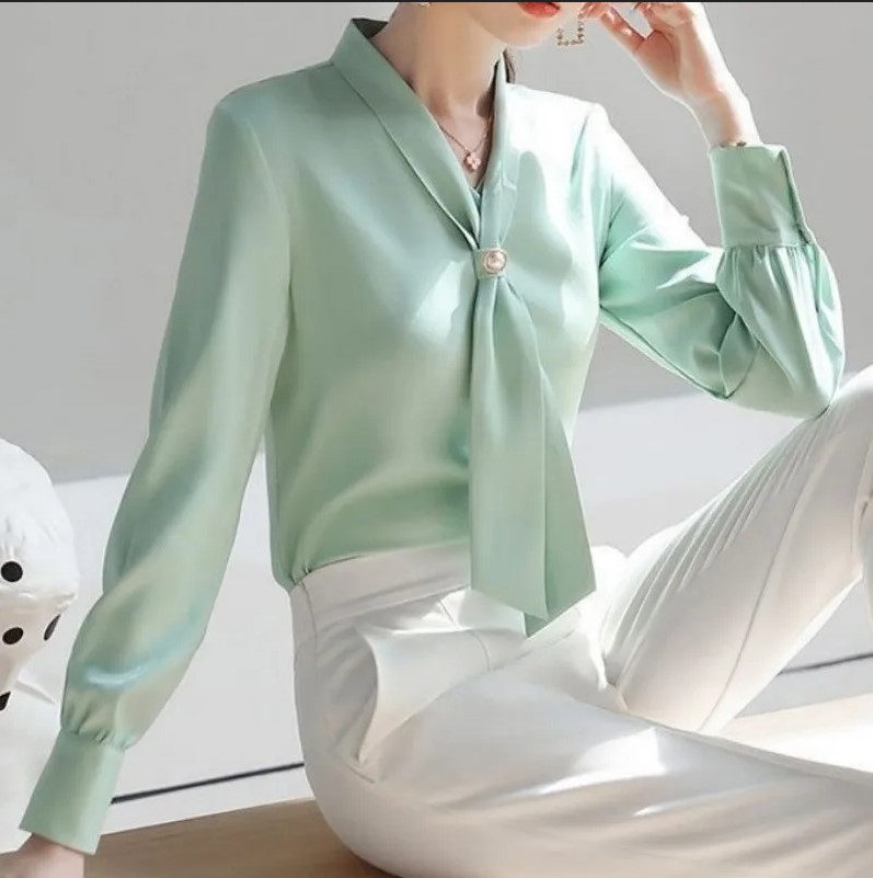 Elegant Bow Collar Blouse