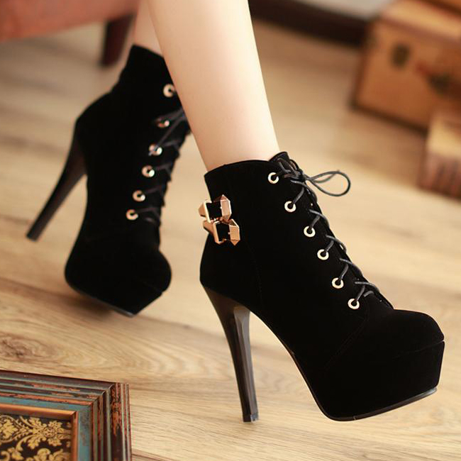 stiletto boots lace up