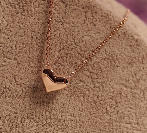 Simple And Chic Heart Charmed Necklace