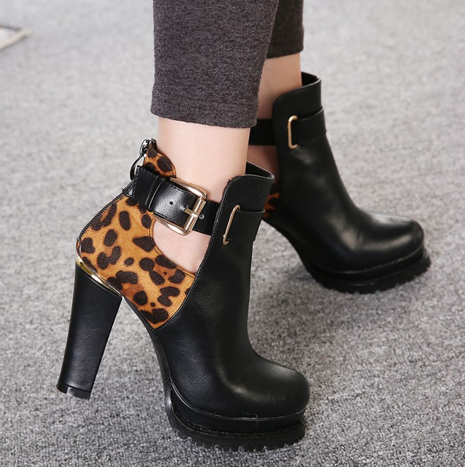 Pure Black Chunky Heel Boots With Leopard Print Details