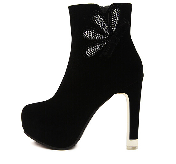 black sparkly heel boots