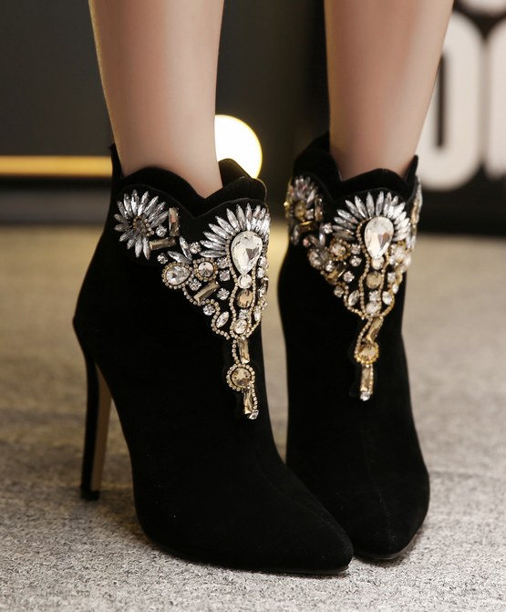 Classy Crystal Studded Black Fashion Boots