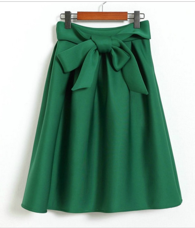 Pleated Midi Skirt With Bow on Luulla