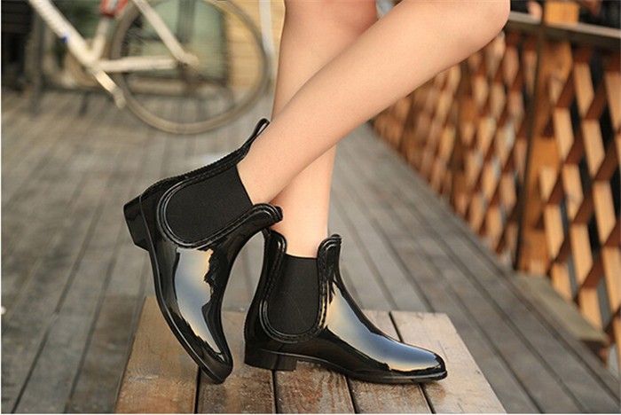 Patent Leather Rounded-toe Flat Ankle Boots In Black, Red Or Blue