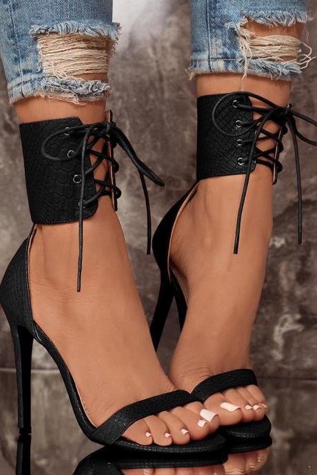 Sexy Lace Up High Heels Peep Toe Sandals In Black And White