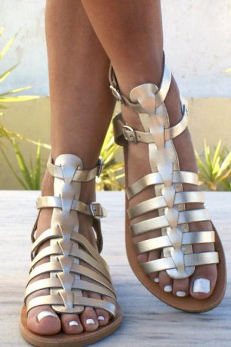 Stylish Gladiator Sandals in Black and Gold